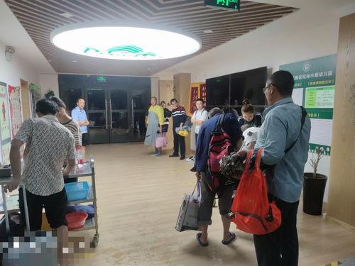 郑州图书馆爆料新闻事件,揭秘图书馆内部惊人真相 第3张 郑州图书馆爆料新闻事件,揭秘图书馆内部惊人真相 第3张