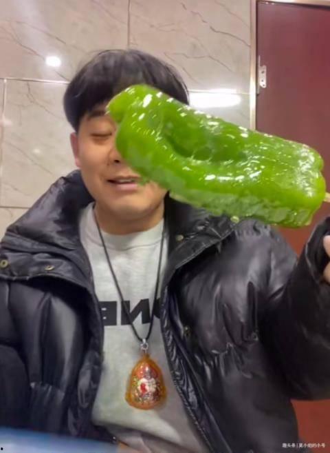 云霄吃瓜网红事件,揭秘网络舆论的风暴与真相 第2张 云霄吃瓜网红事件,揭秘网络舆论的风暴与真相 第2张
