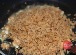 虾仁菜脯制作爆料方法视频,家常美味，简单易学的烹饪秘诀  第3张