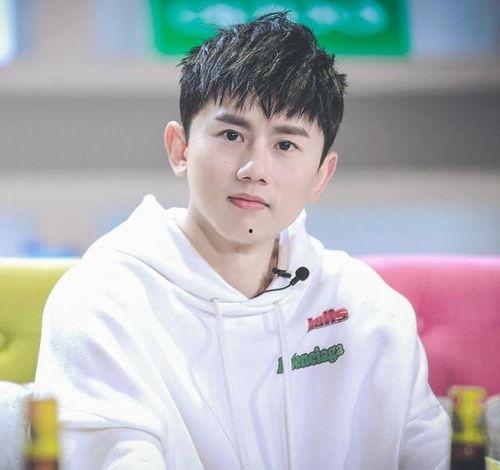 娱乐吃瓜姐蔡徐坤 第3张 娱乐吃瓜姐蔡徐坤 第3张