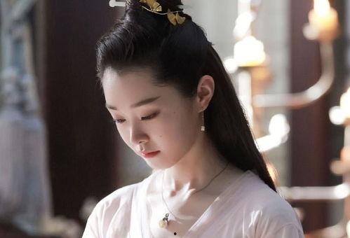 八卦圈爆料宋轶视频播放,宋轶神秘视频播放背后的故事 第2张 八卦圈爆料宋轶视频播放,宋轶神秘视频播放背后的故事 第2张